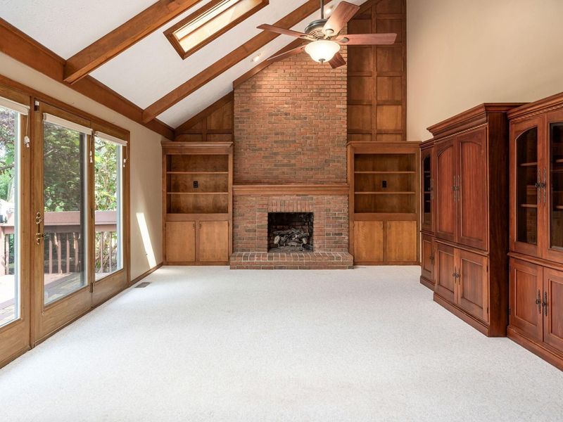 978 Valleyview Drive , Westerville, OH 43081 Photo 8