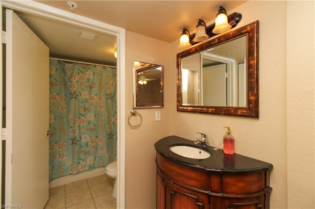 8215 Ibis Club Dr, Unit 102, Naples, FL 34104 Photo