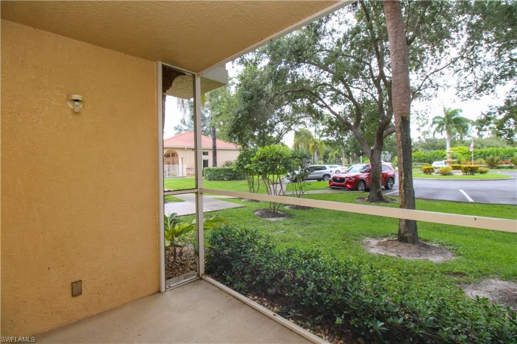 8215 Ibis Club Dr, Unit 102, Naples, FL 34104 Photo