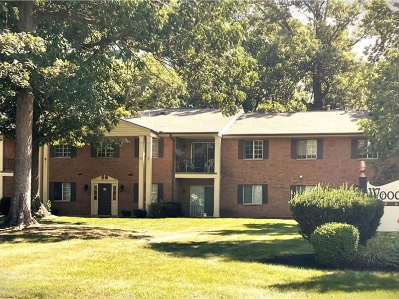 201 Jamestown, Unit B, Washington Township, OH 45458 Photo 1