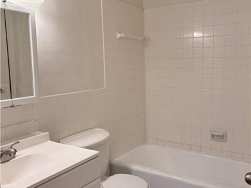201 Jamestown, Unit B, Washington Township, OH 45458 Photo 11
