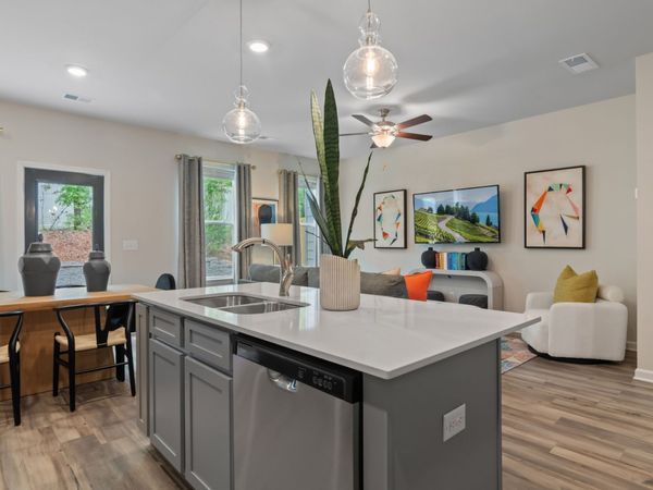 2582 McClure Blvd, Columbia, TN 38401