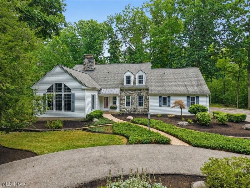 20 Stonecreek Drive, Chagrin Falls, OH 44022 Photo 1