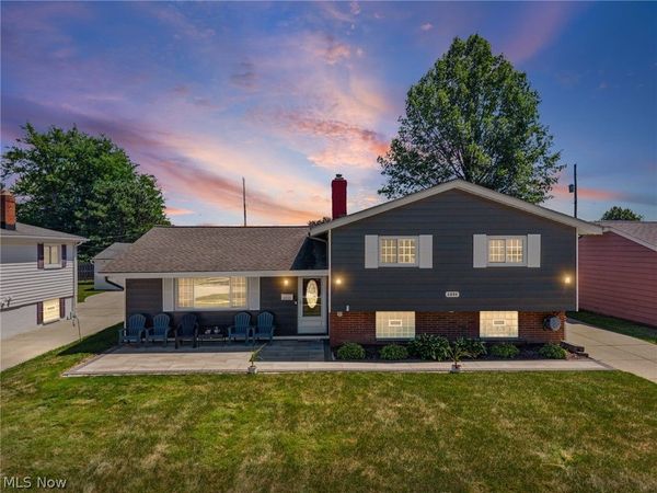 1253 Golden Gate Boulevard , Mayfield Heights, OH 44124