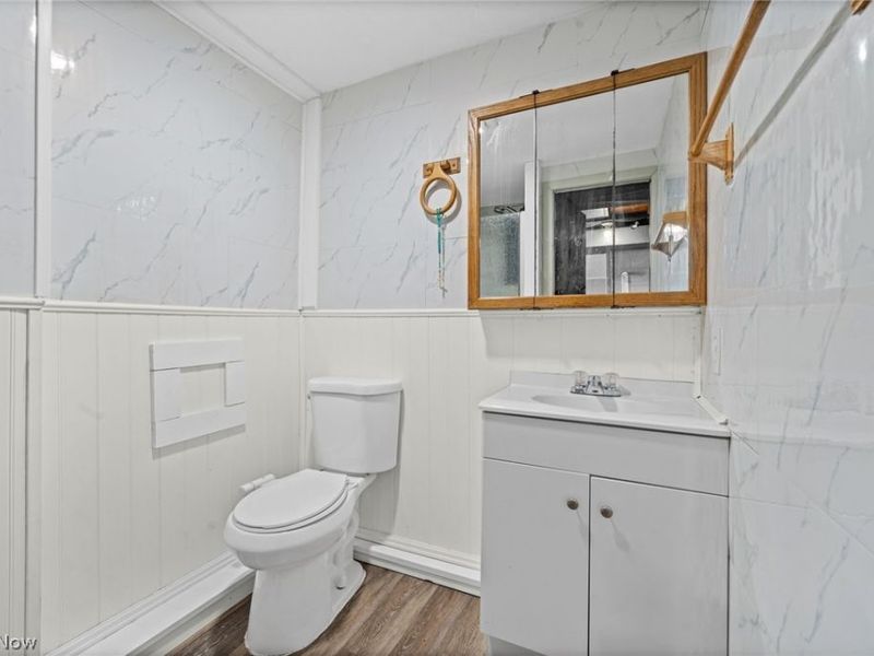 1253 Golden Gate Boulevard , Mayfield Heights, OH 44124 Photo 33