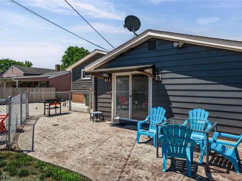 1253 Golden Gate Boulevard , Mayfield Heights, OH 44124 Photo 35