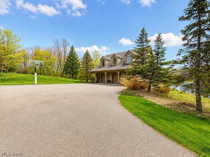 11205 Hampton Ridge Drive , Chardon, OH 44024 Photo 46