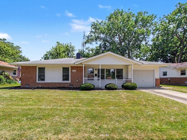 701 Love Street , Elk Grove Village, IL 60007