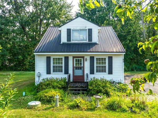 92 Camic Road, Central Square, NY 13036