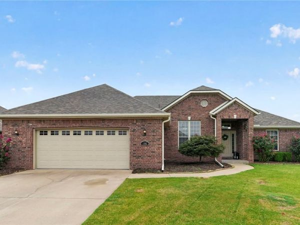 1362 Shook Drive , Cave Springs, AR 72718