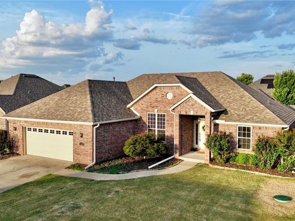 1362 Shook Drive, Cave Springs, AR 72718