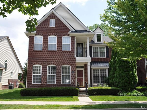 42808 Park Cresent Drive, Sterling Heights, Mi 48313