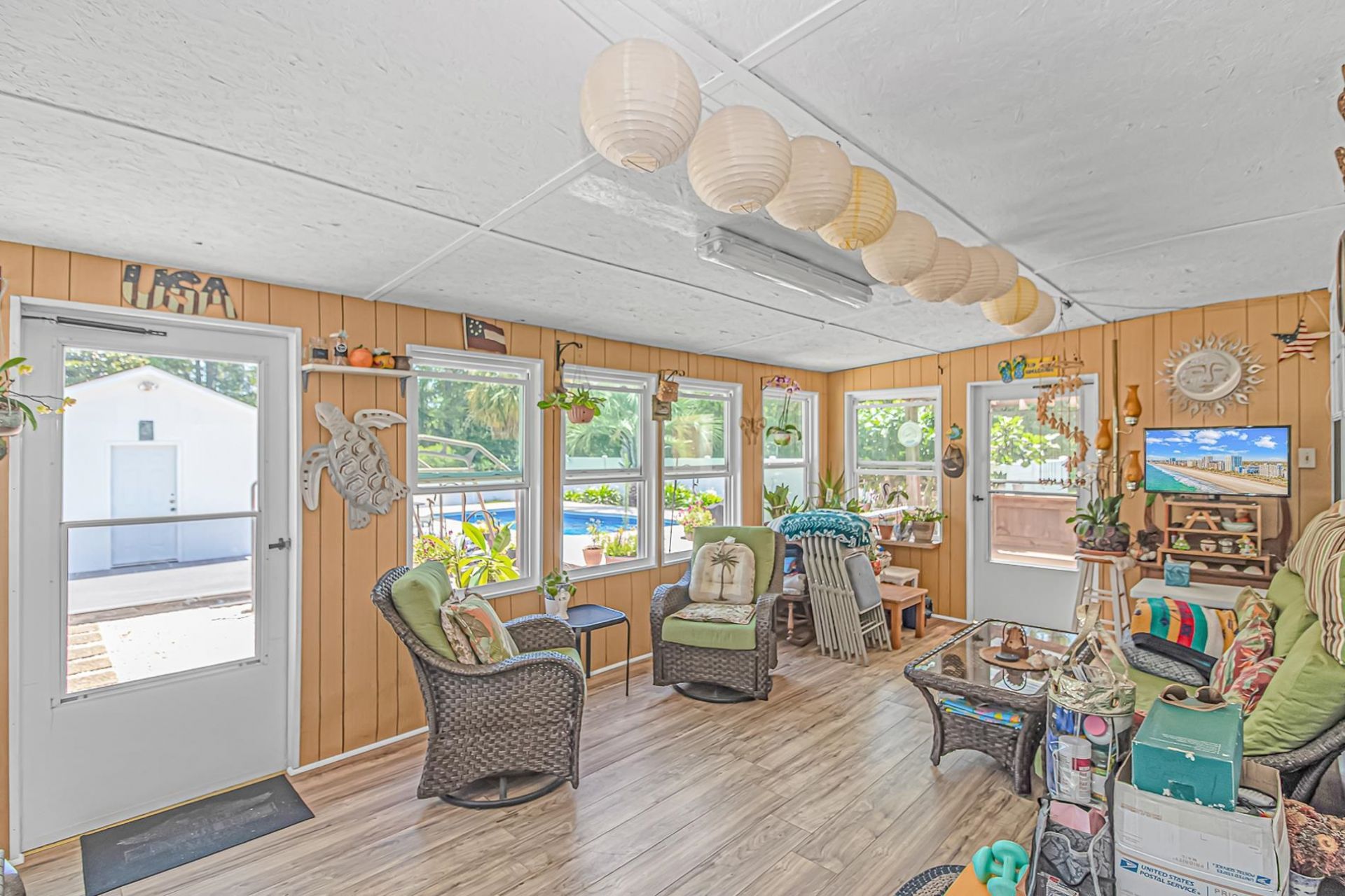1353 Circle Bay Dr. Photo 26