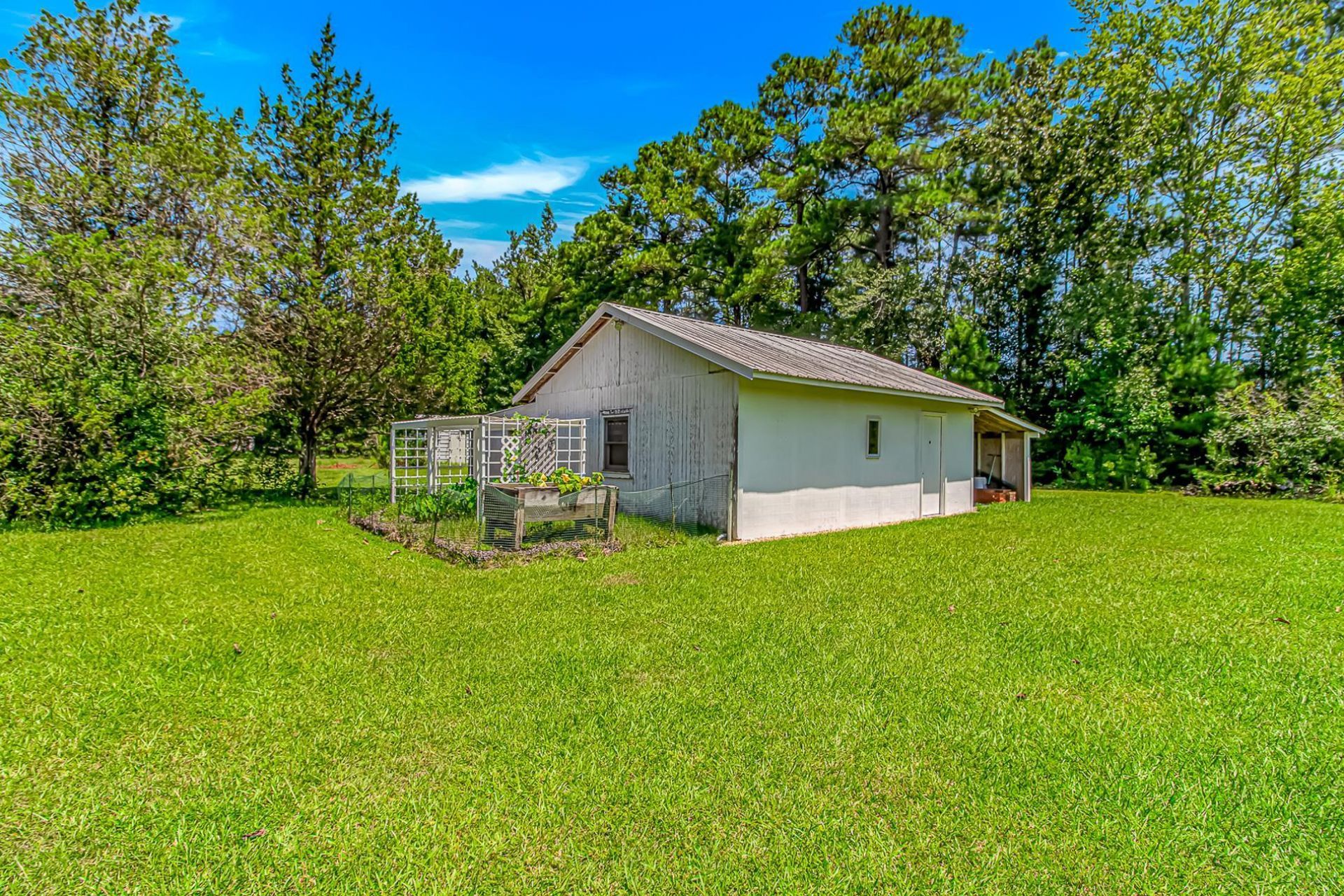 1353 Circle Bay Dr. Photo 34