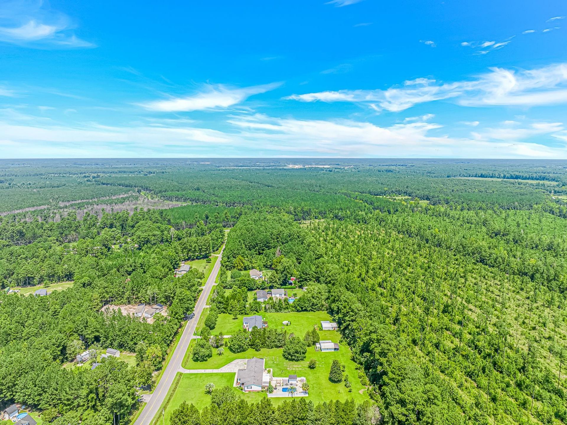 1353 Circle Bay Dr. Photo 38