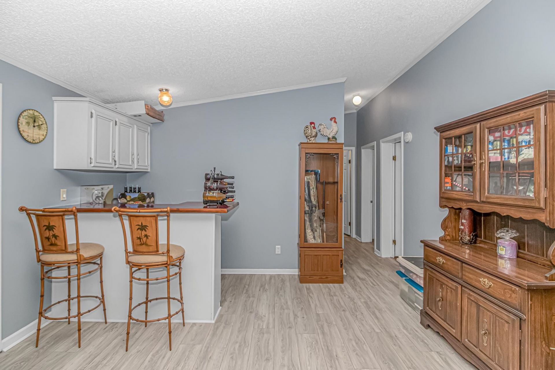 1353 Circle Bay Dr. Photo 8