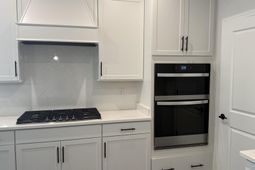 633 Palm Bay Dr. photo 4