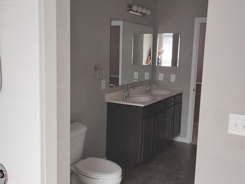 1453 Hoovler Way , Pataskala, OH 43062 Photo 15