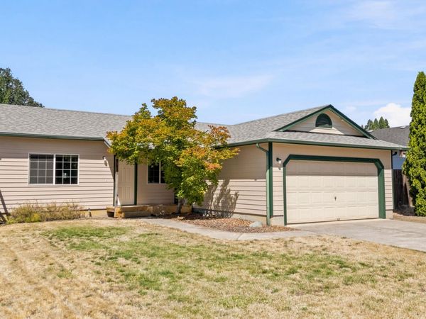 620 McCall Wy, Philomath, OR 97370