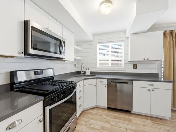 2220 E MURRAY HOLLADAY RD S, Unit 160, Holladay, UT 84117