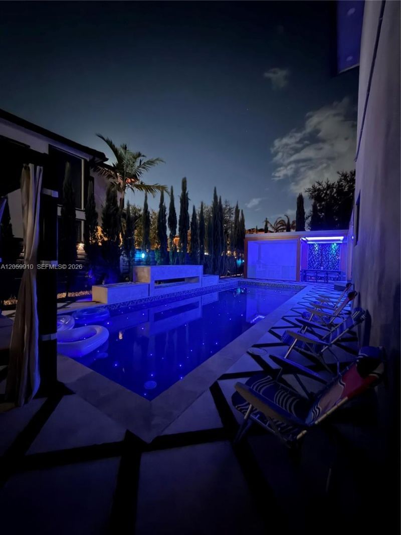 Please Call For Address, Miami, FL 33196 Photo