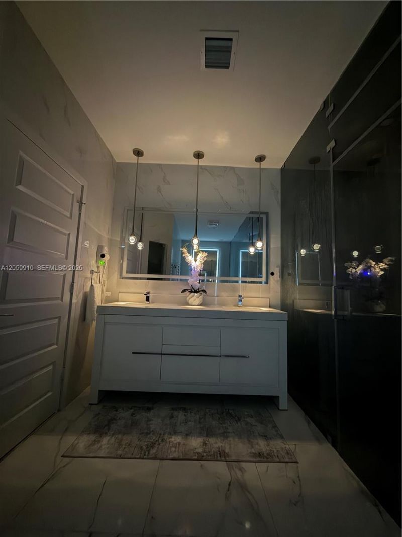 Please Call For Address, Miami, FL 33196 Photo
