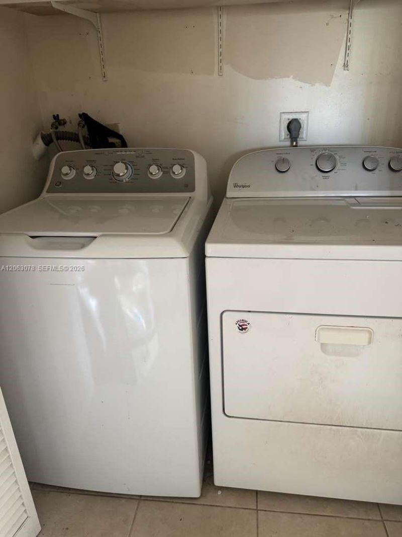 3675 NW 94th Ave, Unit 8J, Sunrise, FL 33351 Photo