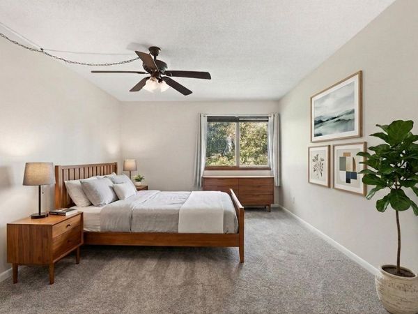 135 Viking Drive E, Unit 309, Little Canada, MN 55117