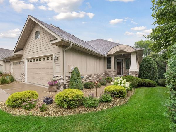 9377 Libby Lane, Eden Prairie, MN 55347