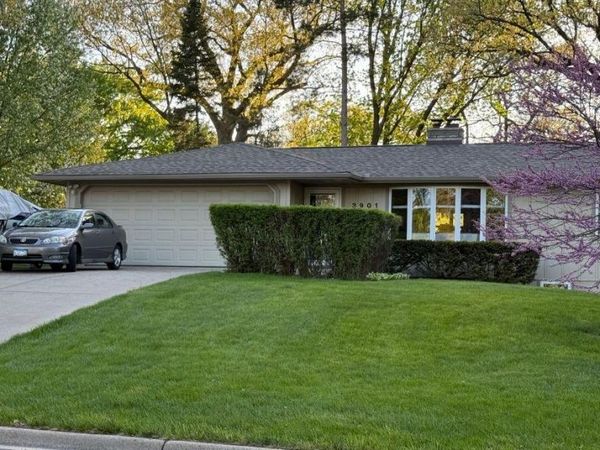 3901 Hampshire Avenue N, Crystal, MN 55427