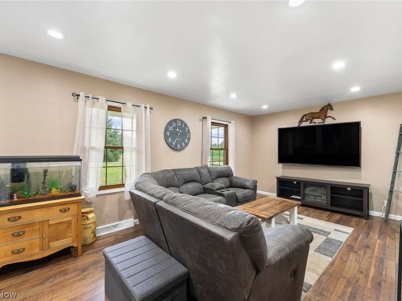 10393 Rapp Road , New Middletown, OH 44442 Photo 7