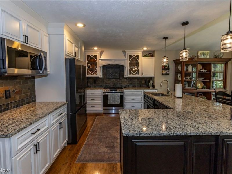 300 Lakeview Circle, Aurora, OH 44202 Photo 17
