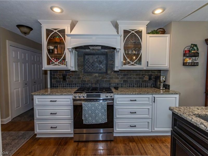 300 Lakeview Circle, Aurora, OH 44202 Photo 22