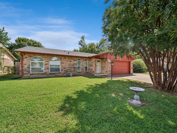 11906 E 37th Place, Tulsa, OK 74146