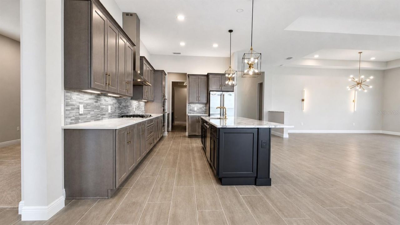 812 Blue Shell Loop, Sarasota, FL 34240 Photo