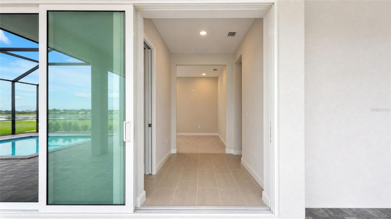812 Blue Shell Loop, Sarasota, FL 34240 Photo