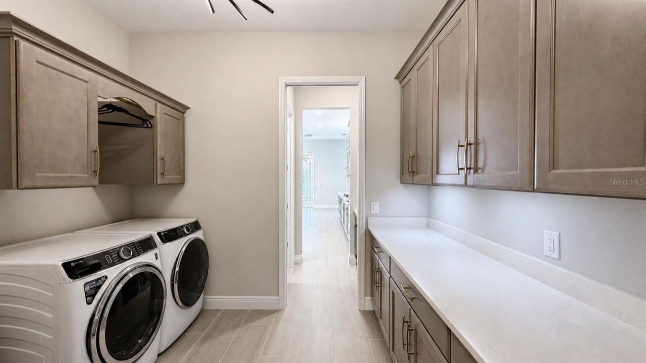 812 Blue Shell Loop, Sarasota, FL 34240 Photo