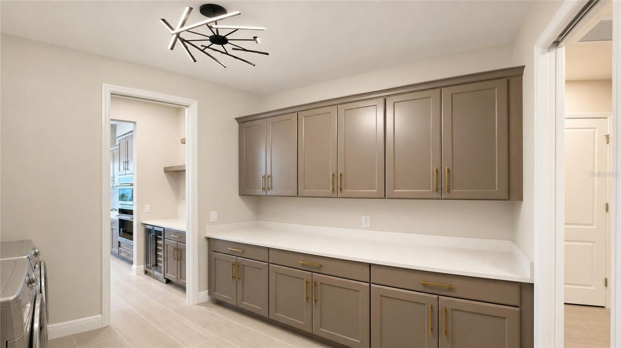 812 Blue Shell Loop, Sarasota, FL 34240 Photo