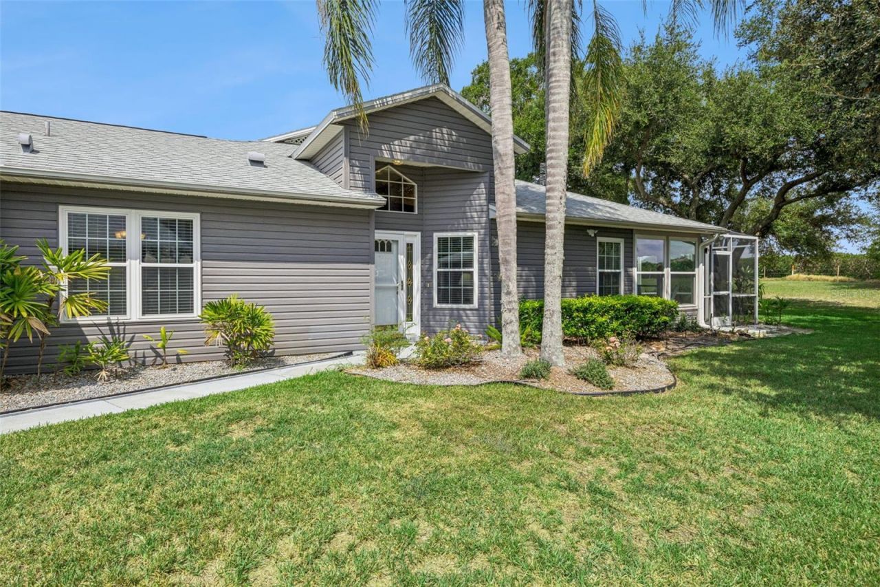 26740 Cash Court, Leesburg, FL 34748 Photo