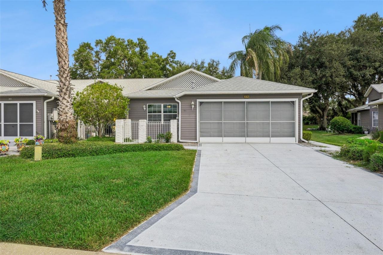26740 Cash Court, Leesburg, FL 34748 Photo
