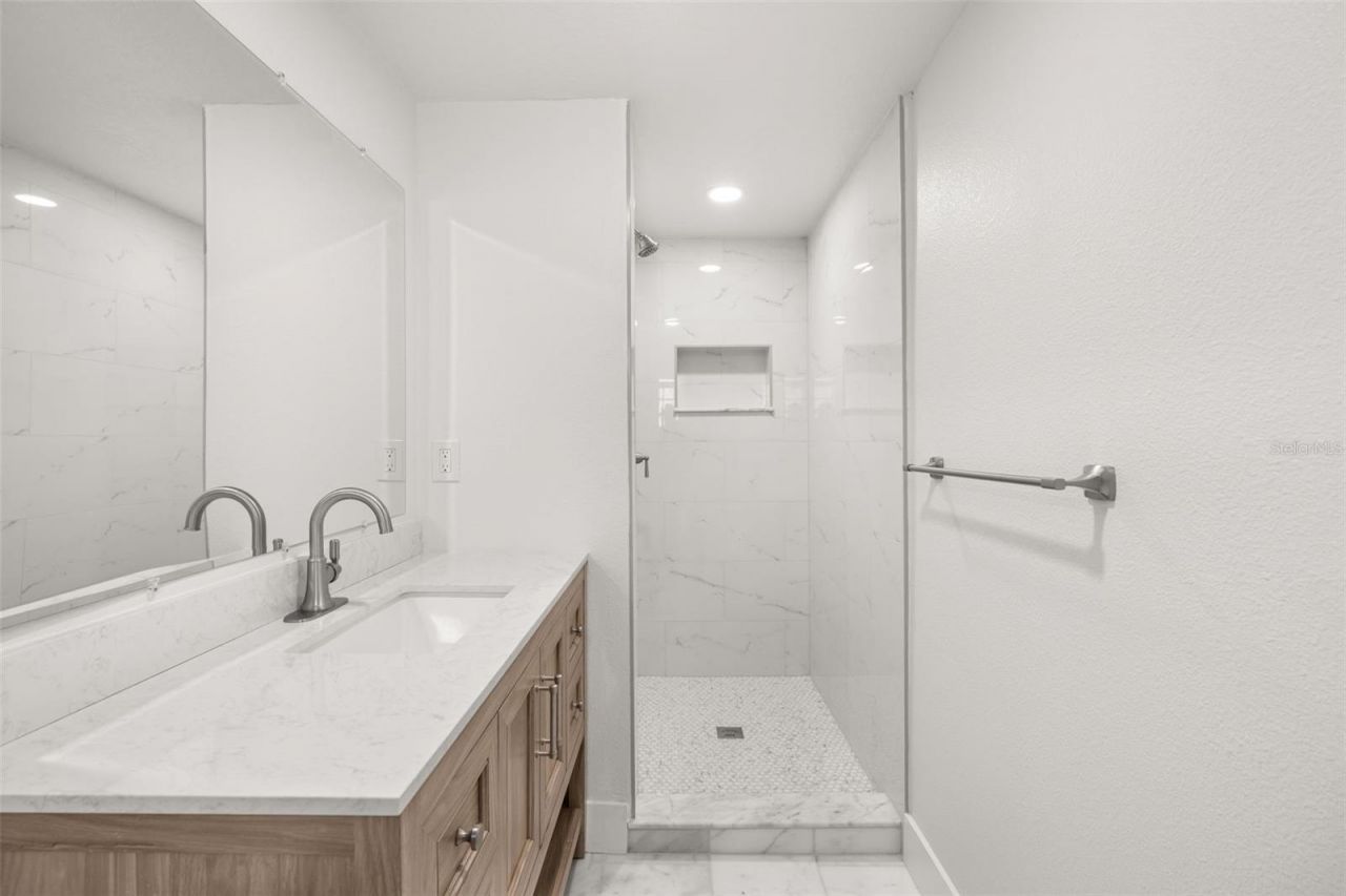 3602 Oranole Road, Orlando, FL 32810 Photo