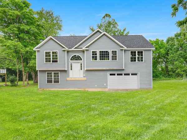 485 Sheafe Road , Poughkeepsie, NY 12601
