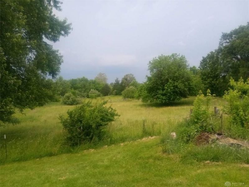 1643 Somers Gratis Road, Camden, OH 45311 Photo 3