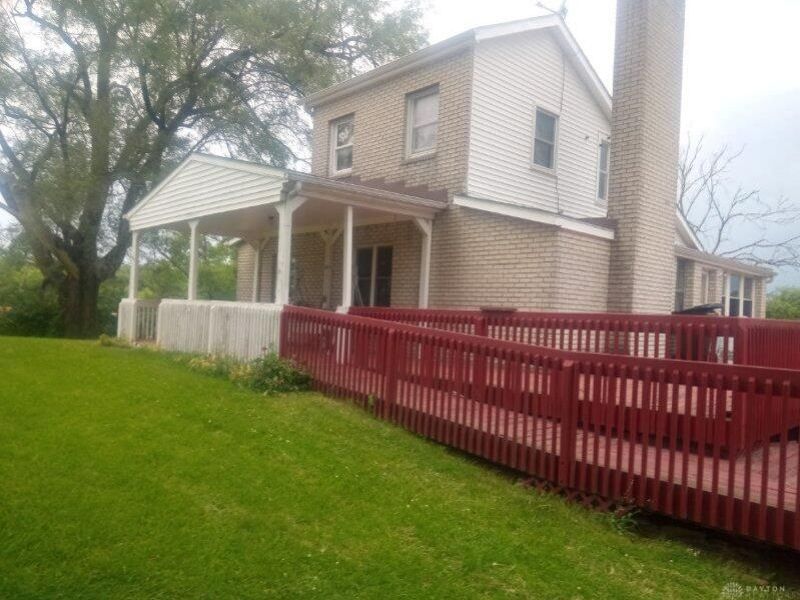 1643 Somers Gratis Road, Camden, OH 45311 Photo 4