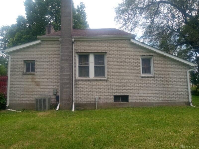 1643 Somers Gratis Road, Camden, OH 45311 Photo 5