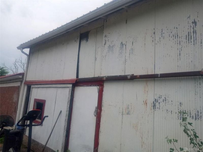 1643 Somers Gratis Road, Camden, OH 45311 Photo 8