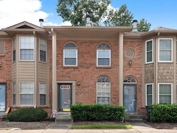 306 Hickory Pl , Nashville, TN 37214