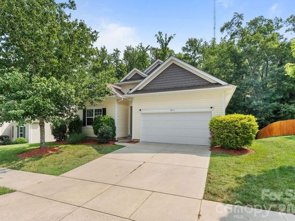 3813 Quiet Creek Circle, Charlotte, NC 28213