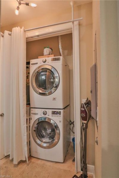 2825 Palm Beach Blvd , Unit 116, Fort Myers, FL 33916 Photo