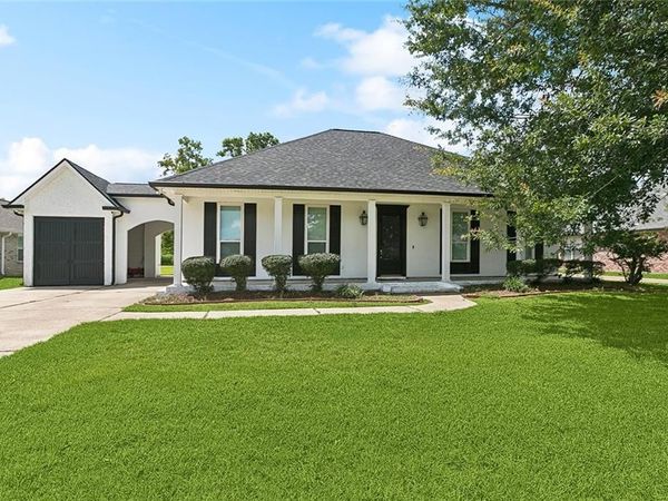 137 FASHION Boulevard , Hahnville, LA 70057